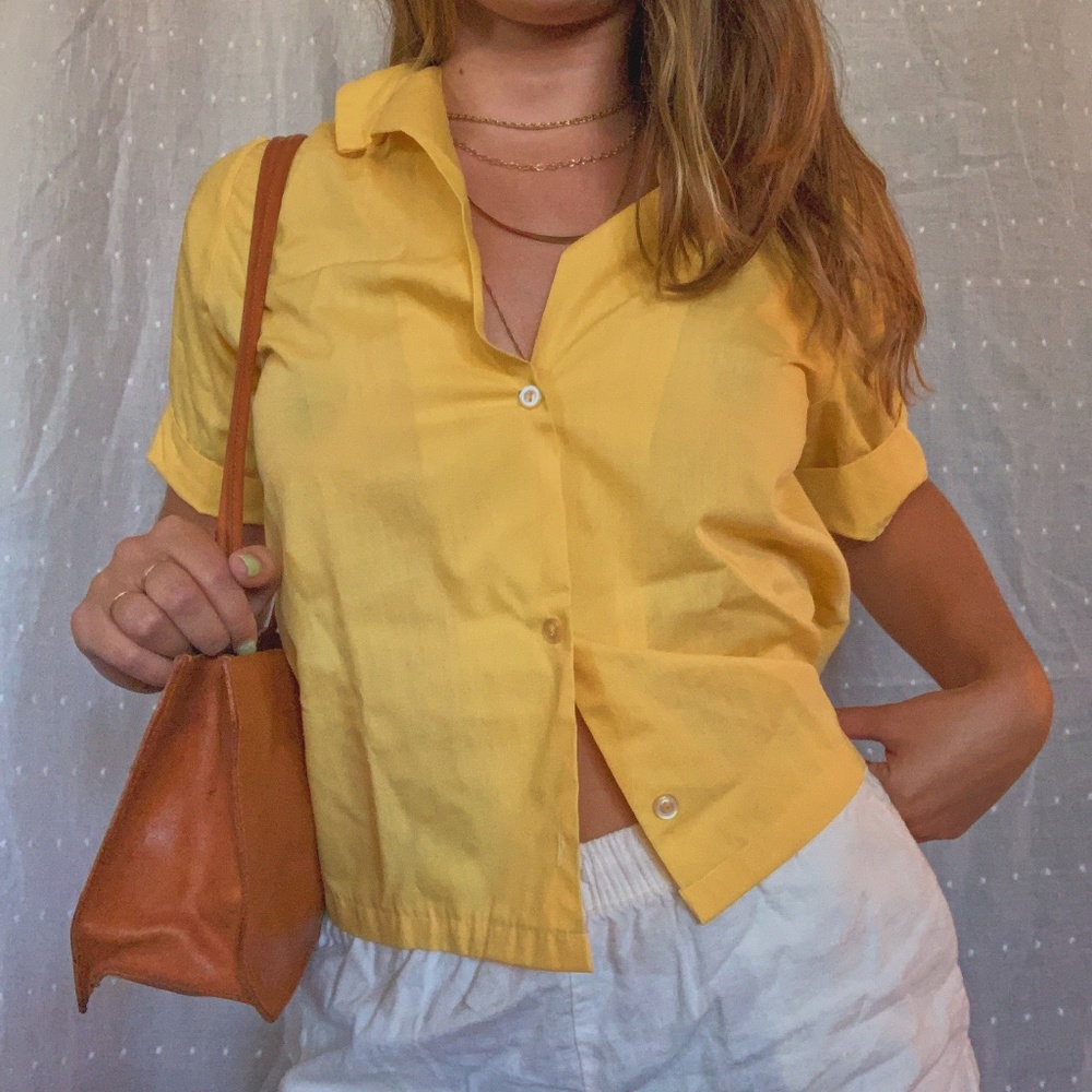 Vintage 50s yellow button up